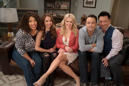 Young & Hungry S03B6.jpg